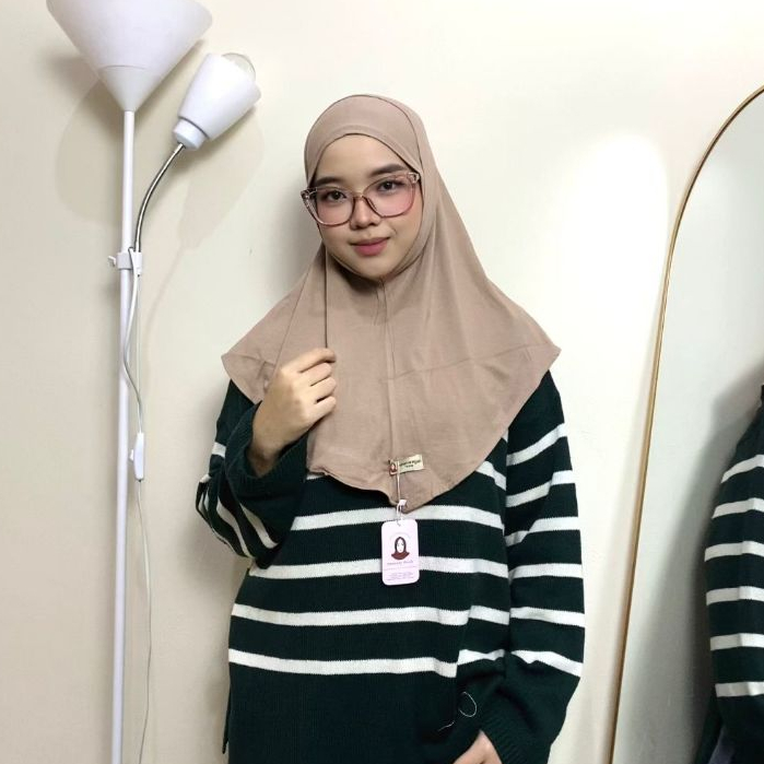 Hanania Hijab - Bergo Instan Padel Size L Karet Dagu Softpad Rayon Airflow Cooltech