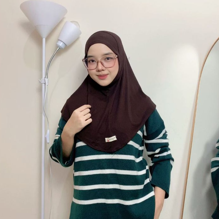 Hanania Hijab - Bergo Instan Padel Size L Karet Dagu Softpad Rayon Airflow Cooltech