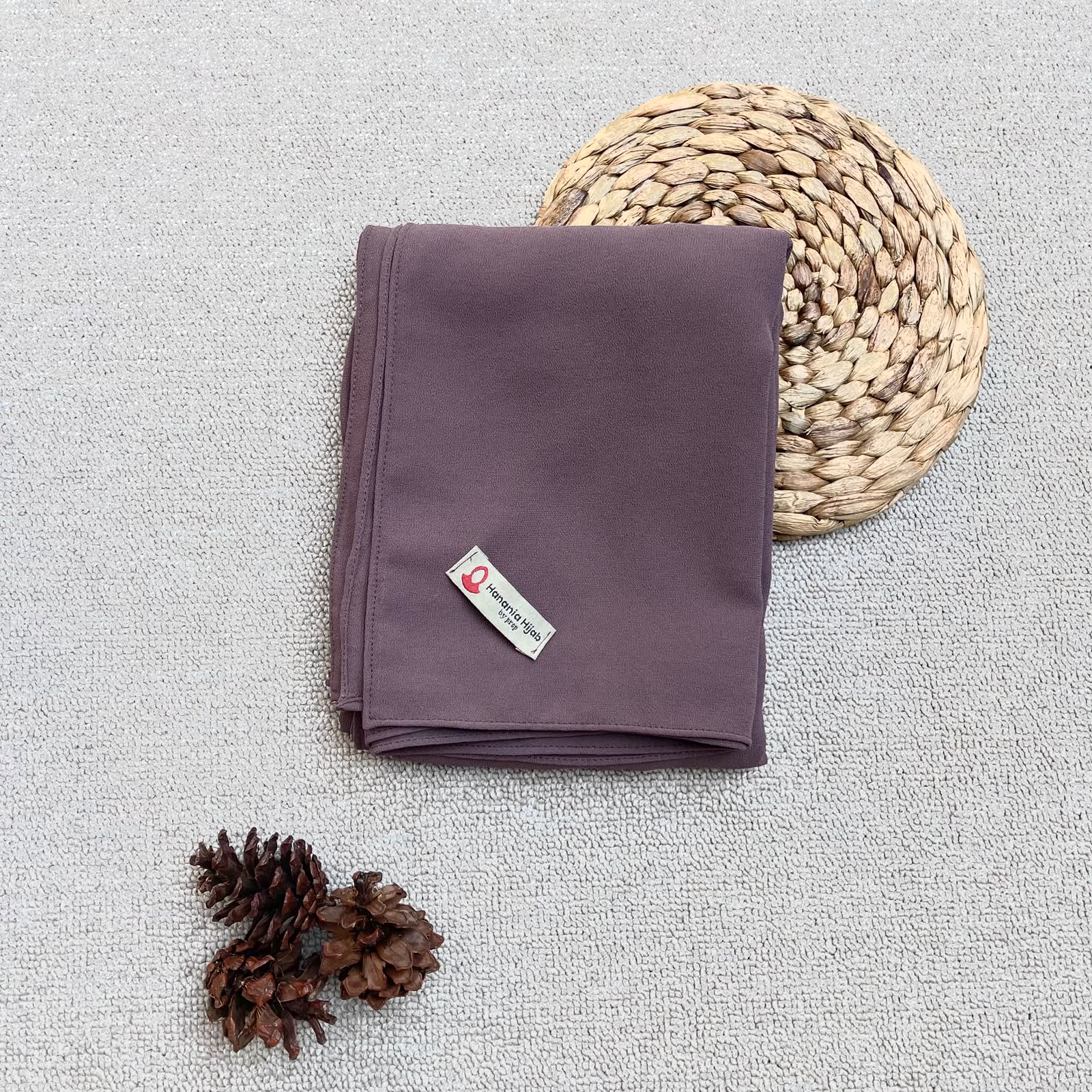 Hanania Hijab - Aura Khiban French Square Segiempat Tali Size M | Khimar Bandana Ceruty Babydoll