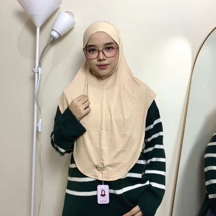 Hanania Hijab - Bergo Instan Padel Size L Karet Dagu Softpad Rayon Airflow Cooltech