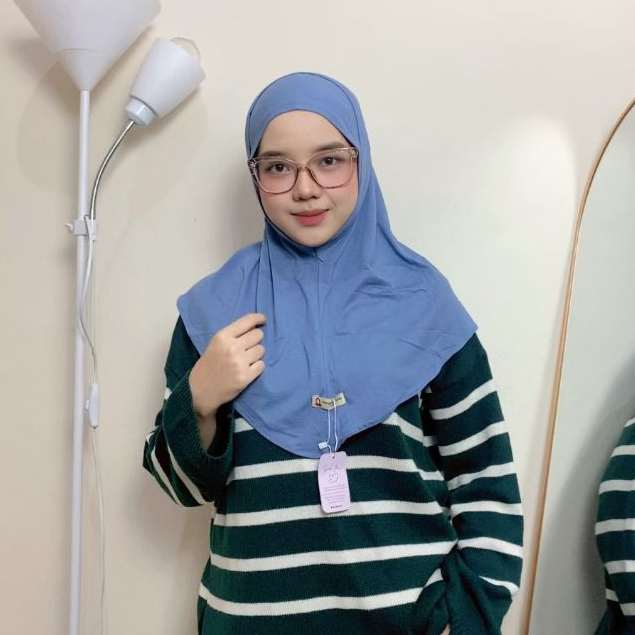 Hanania Hijab - Bergo Instan Padel Size M Karet Dagu Softpad Rayon Airflow Cooltech
