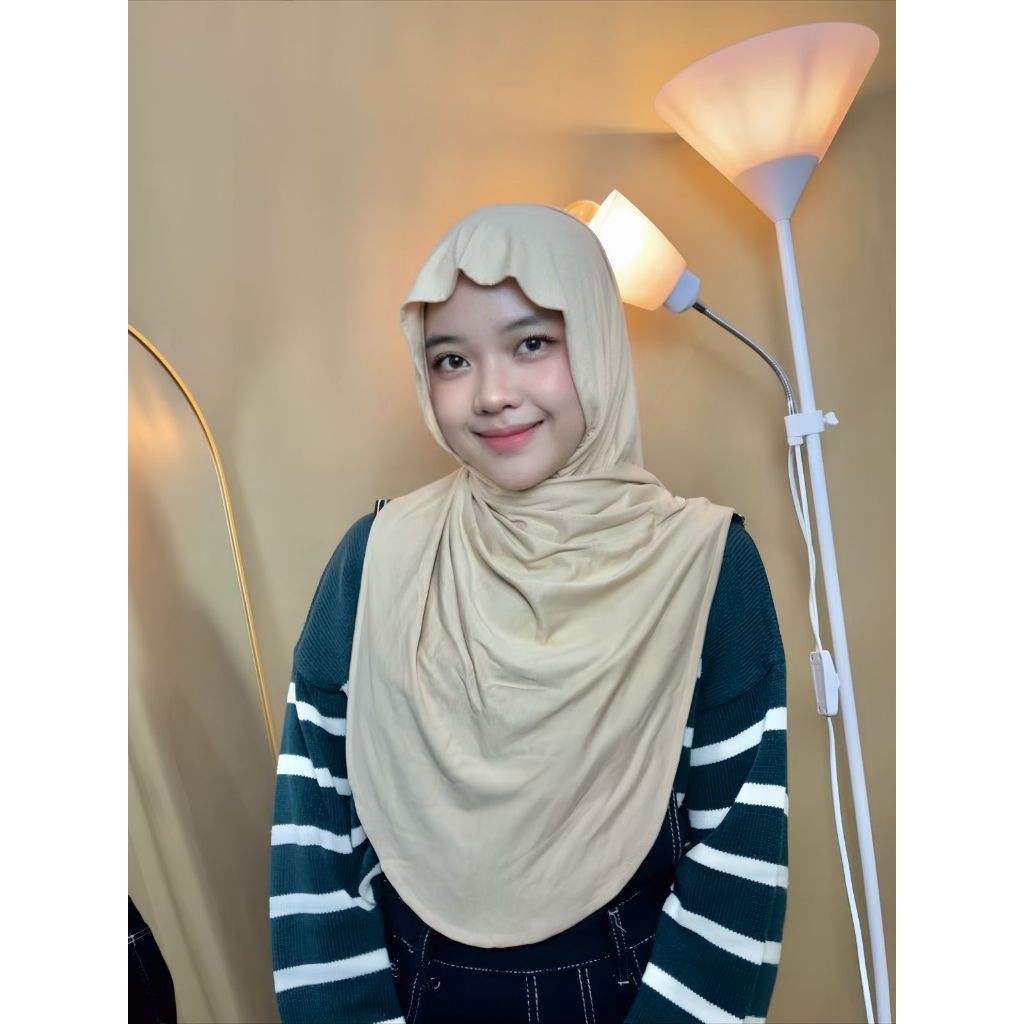 Hanania Hijab Lavia Hijab Instan Bergo Meleyot Plus Inner 2In1 Size L Kaos Rayon Cooltech