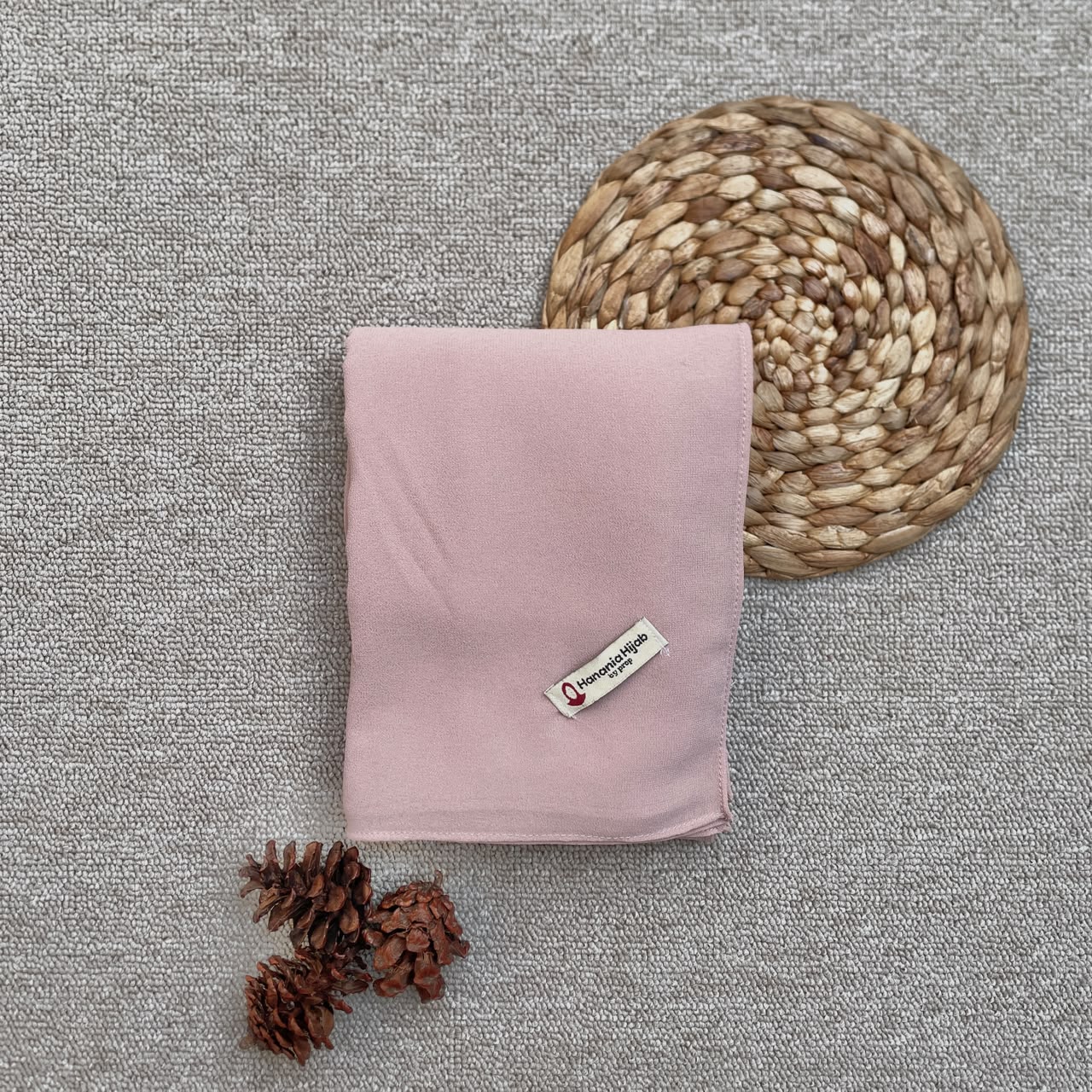 Hanania Hijab - Aura Khiban French Square Segiempat Tali Size M | Khimar Bandana Ceruty Babydoll