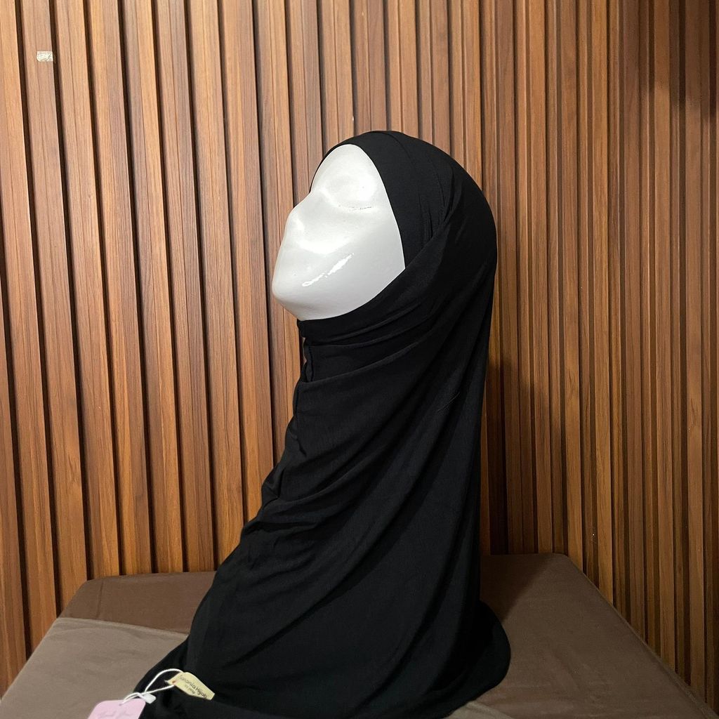 Hanania Hijab - Aleva Bergo Instan Bandana Size S Rayon Bamboo