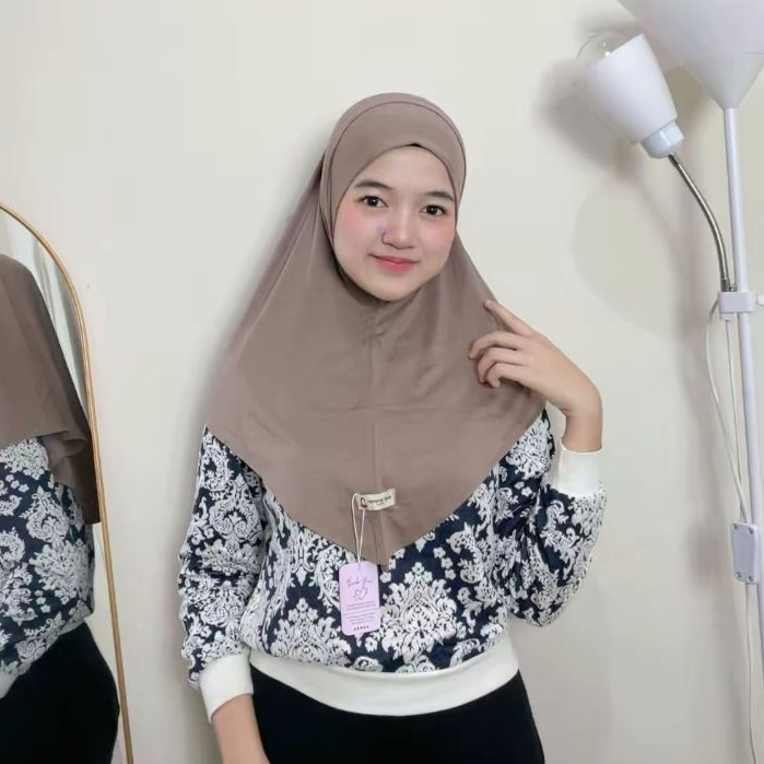 Hanania Hijab - Bergo Instan Padel Size L Karet Dagu Softpad Rayon Airflow Cooltech