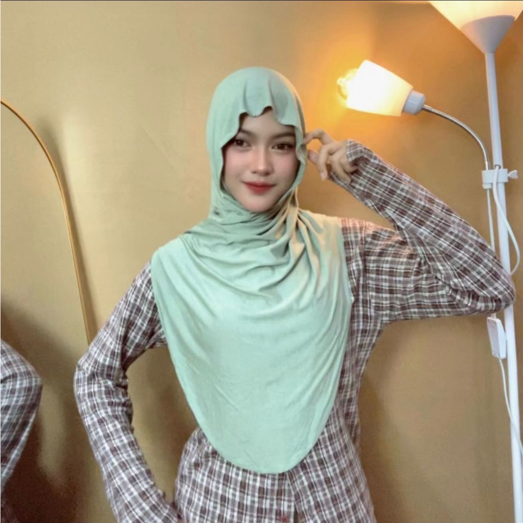Hanania Hijab Lavia Hijab Instan Bergo Meleyot Plus Inner 2In1 Size L Kaos Rayon Cooltech
