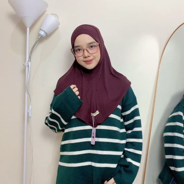 Hanania Hijab - Bergo Instan Padel Size M Karet Dagu Softpad Rayon Airflow Cooltech